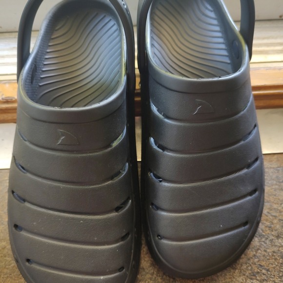 Rugged Shark Other - Rugged Shark Mens Black Clogs Slip On Water Shoes Size 7 Non-Marking Sole